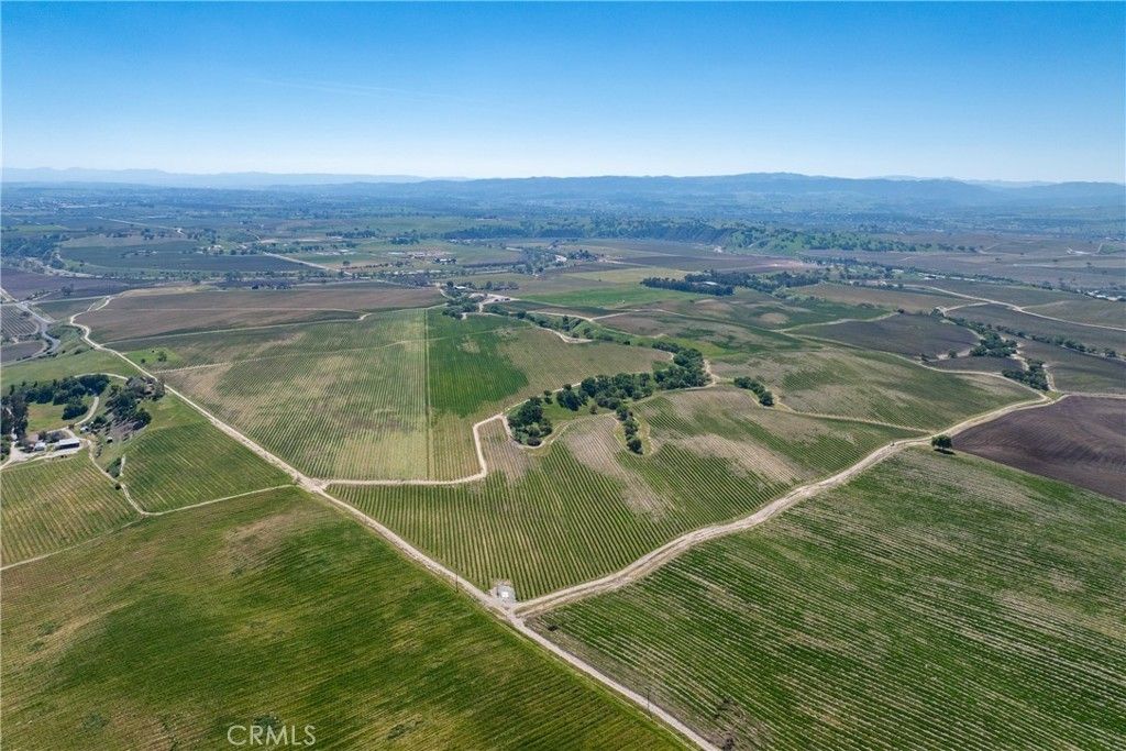 7310 Estrella Road, San Miguel