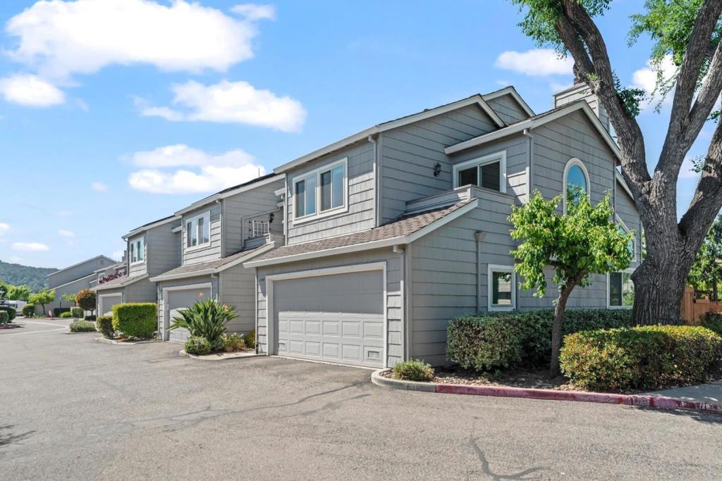 Photo of Listing #ML82041346