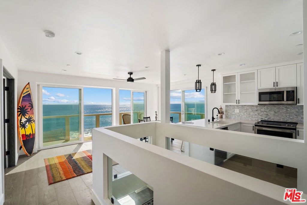 Photo of Listing #26673753