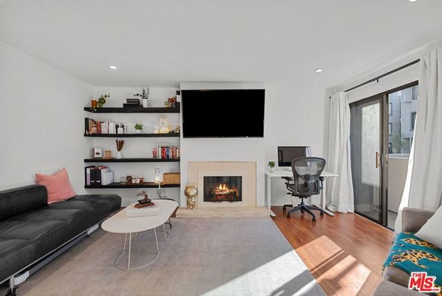 1940 N Highland Avenue # 21, Los Angeles