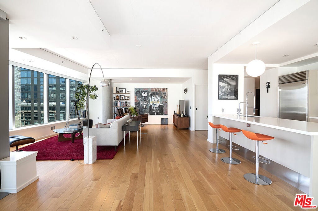 Photo of Listing #26682225