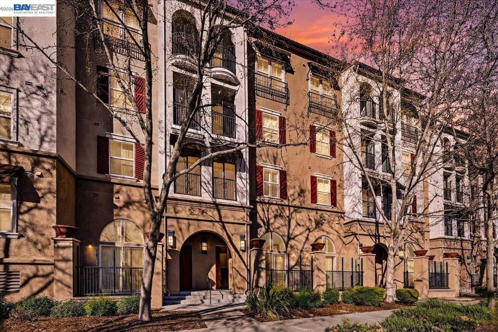 Photo of Listing #41130235