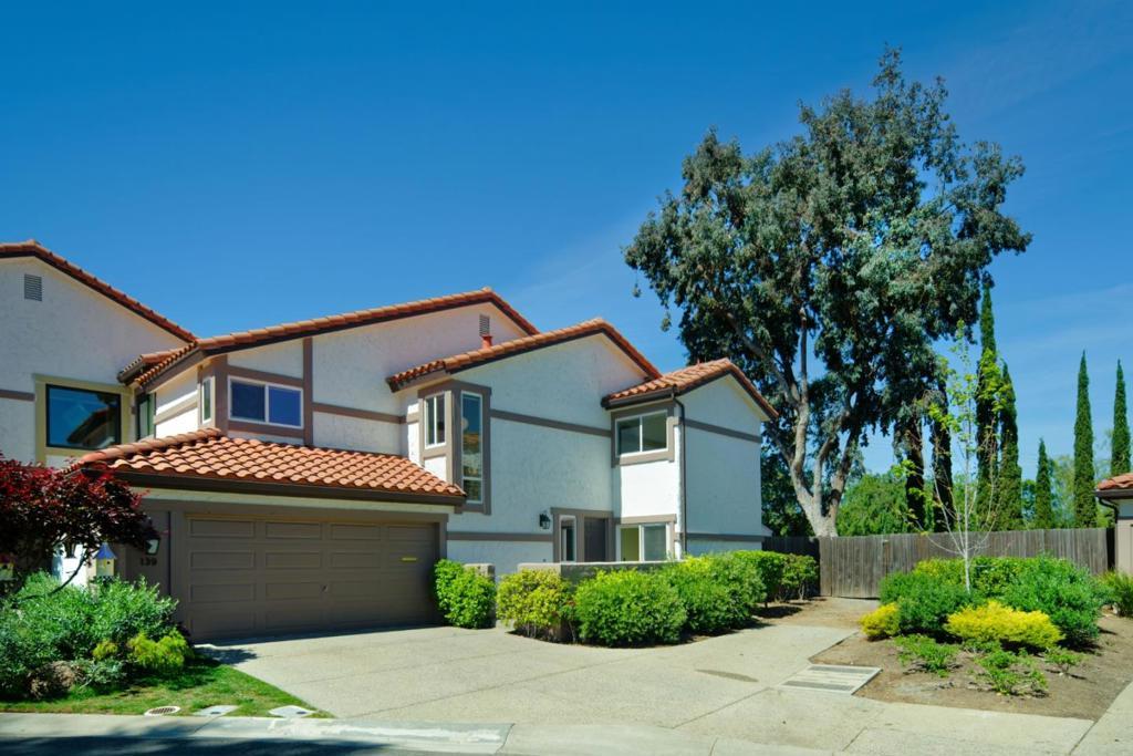 Photo of Listing #ML82042216