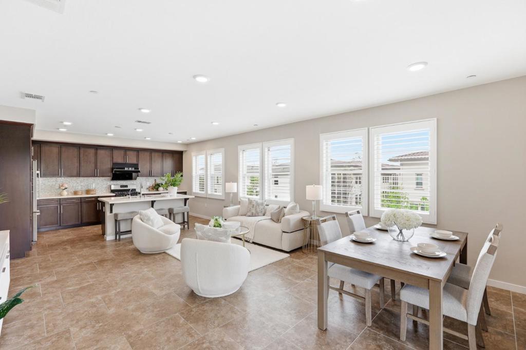 Photo of Listing #ML82041568