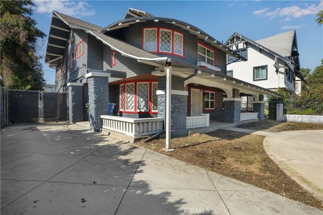 1527 S Wilton, Los Angeles