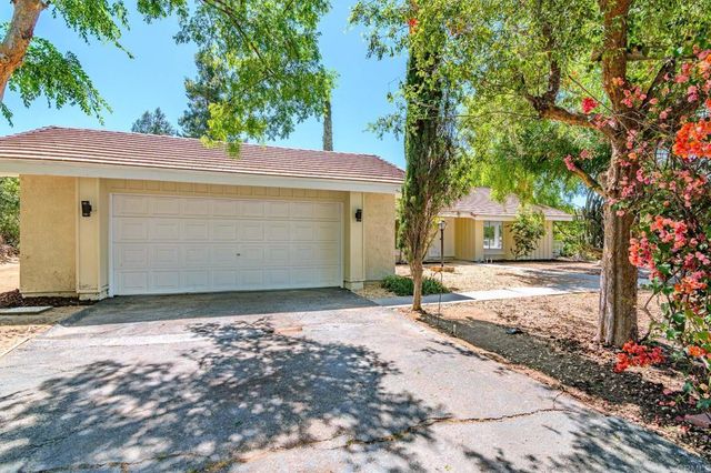 37985 Avenida Bravura, Temecula