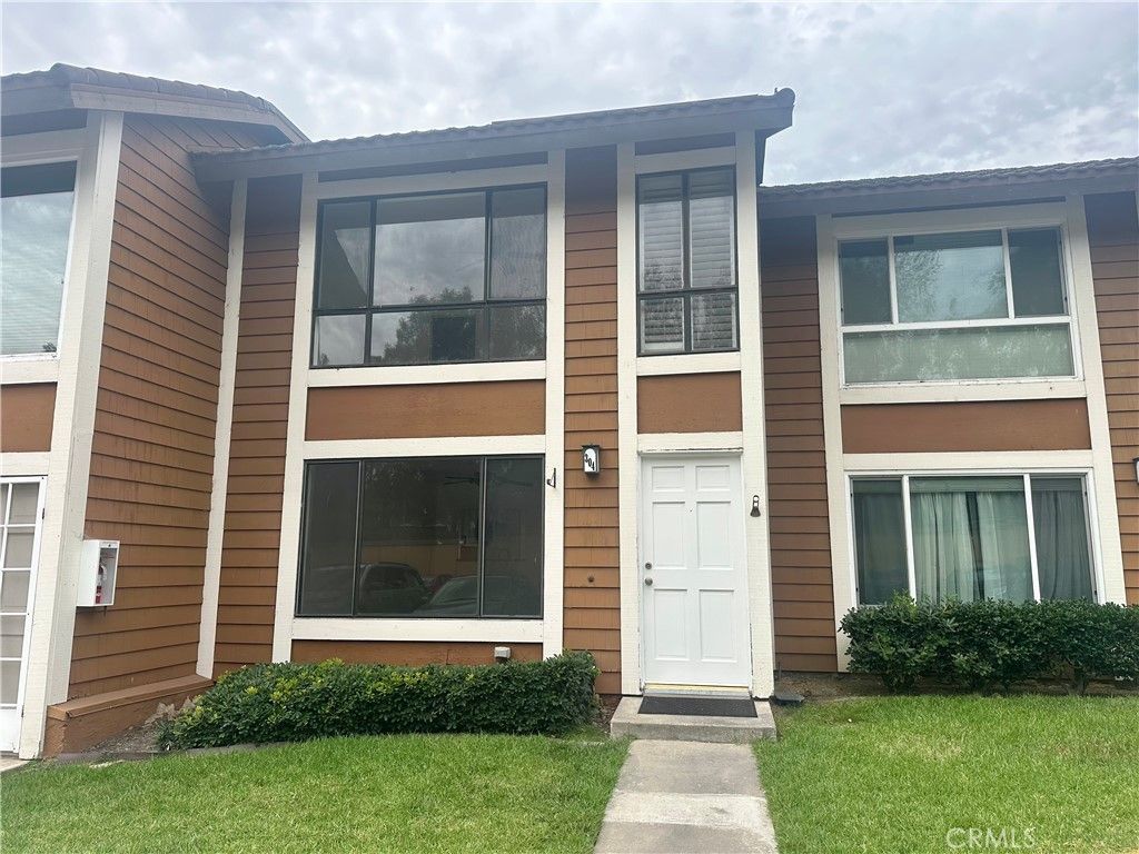25885 Trabuco # 304, Lake Forest