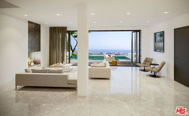 1 Aria Villa 12, Agios Tychon, Cyprus, 