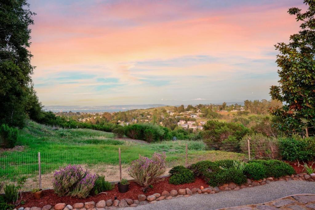 Photo of Listing #ML82042371