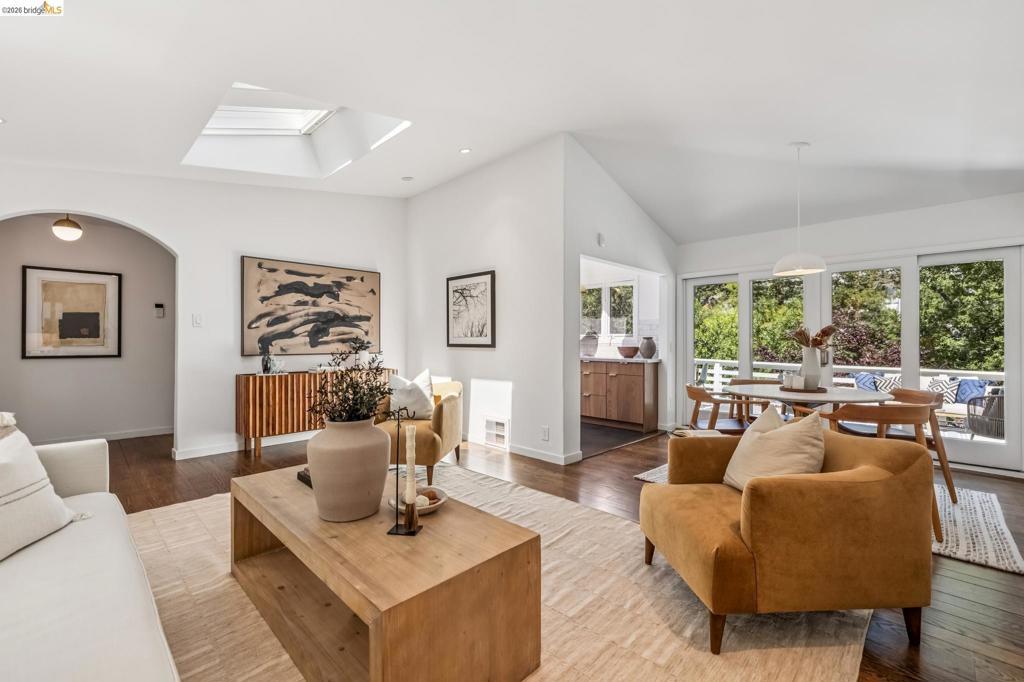 Photo of Listing #41130412