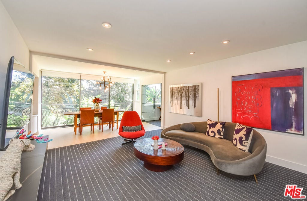 Photo of Listing #26694201