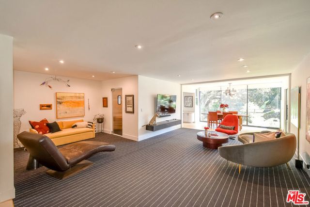 289 S Barrington Avenue # A211, Los Angeles