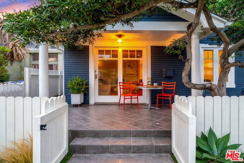 Photo of Listing #26696303