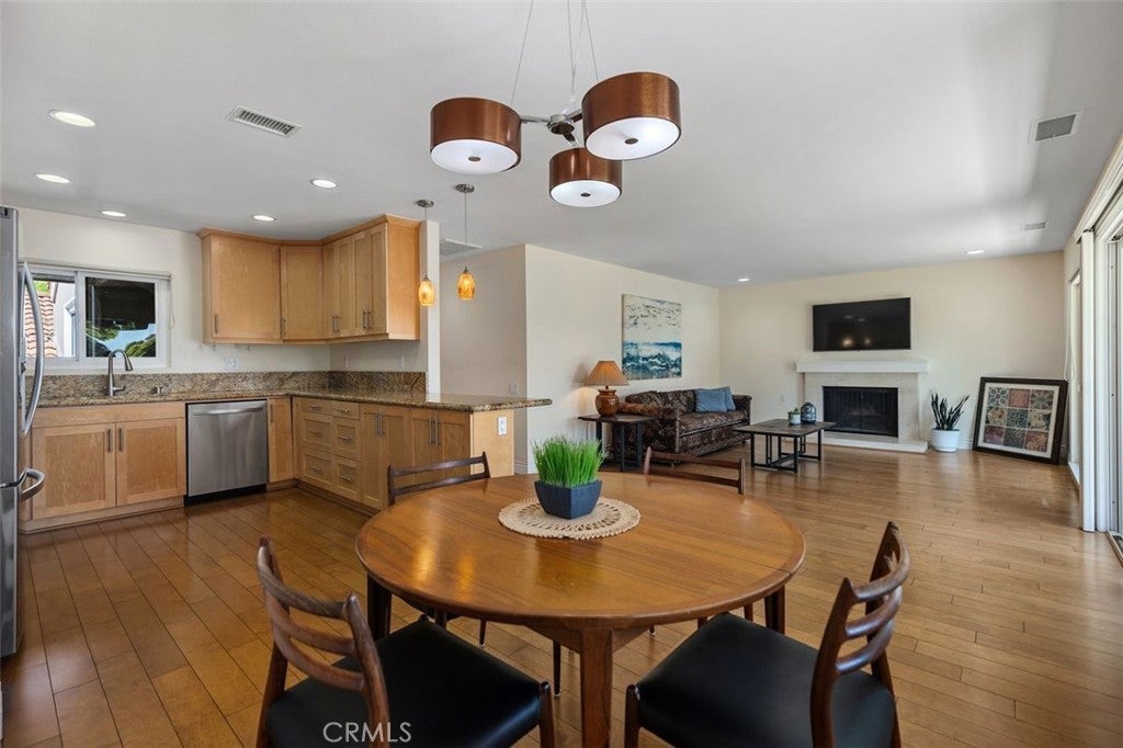 Photo of Listing #OC26070078