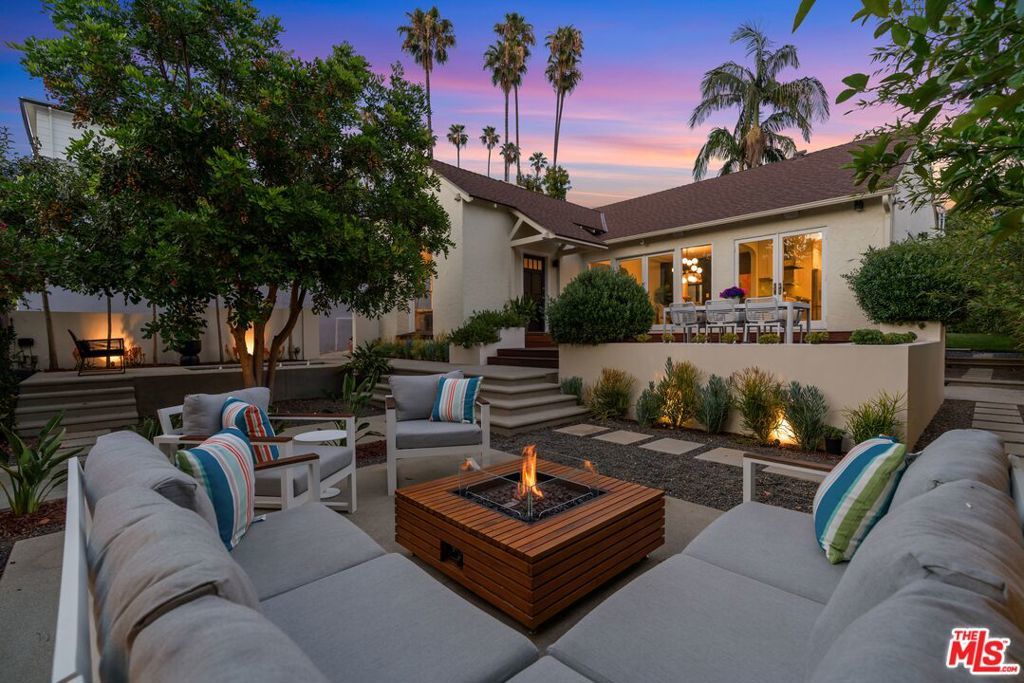 Photo of Listing #26695421