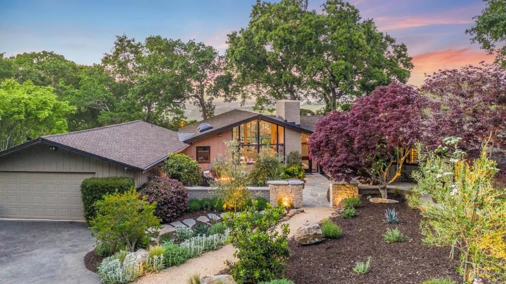 138 Bolivar Lane, Portola Valley