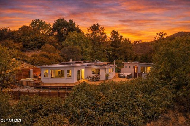 2016 Mount Prospect Drive, Topanga