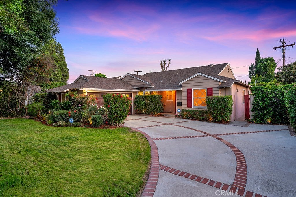 Photo of Listing #SR26076781