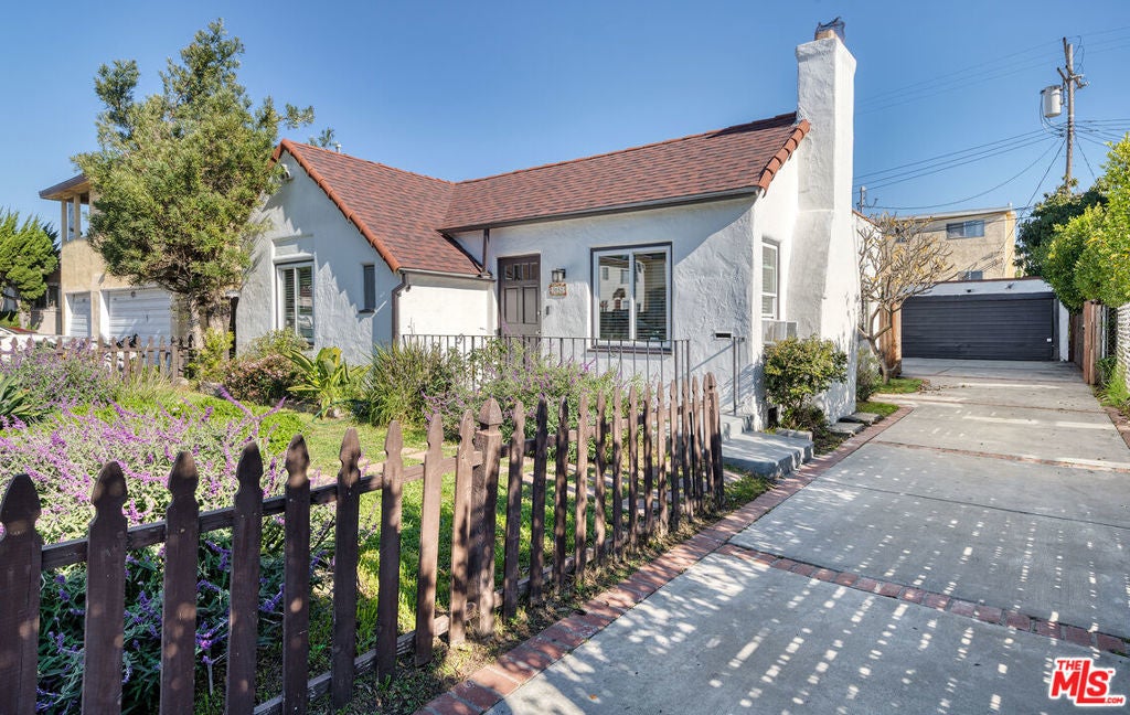 Photo of Listing #26696173