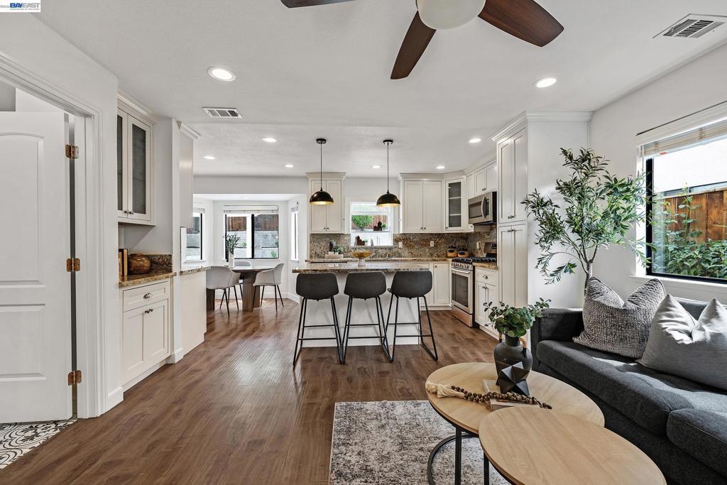 Photo of Listing #41130494