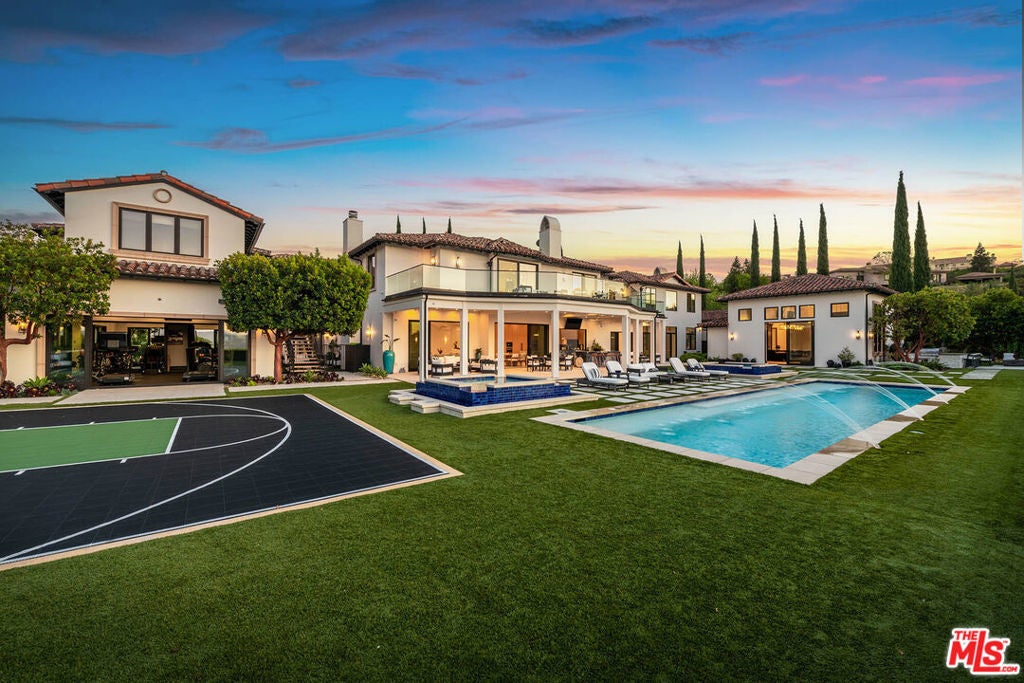 Photo of Listing #26698787