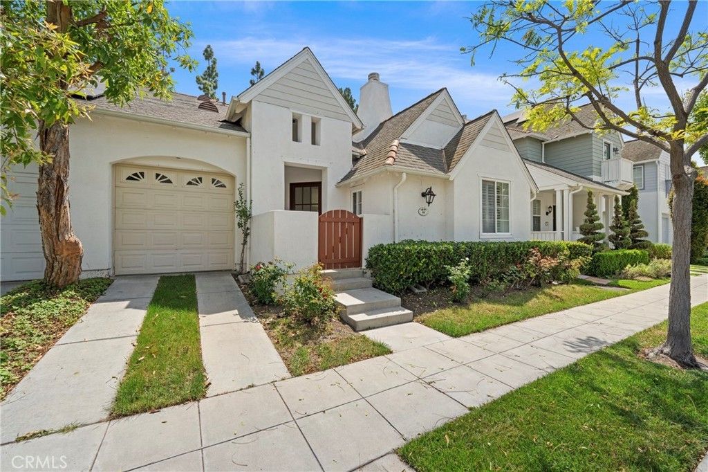 66 Turnbury, Irvine