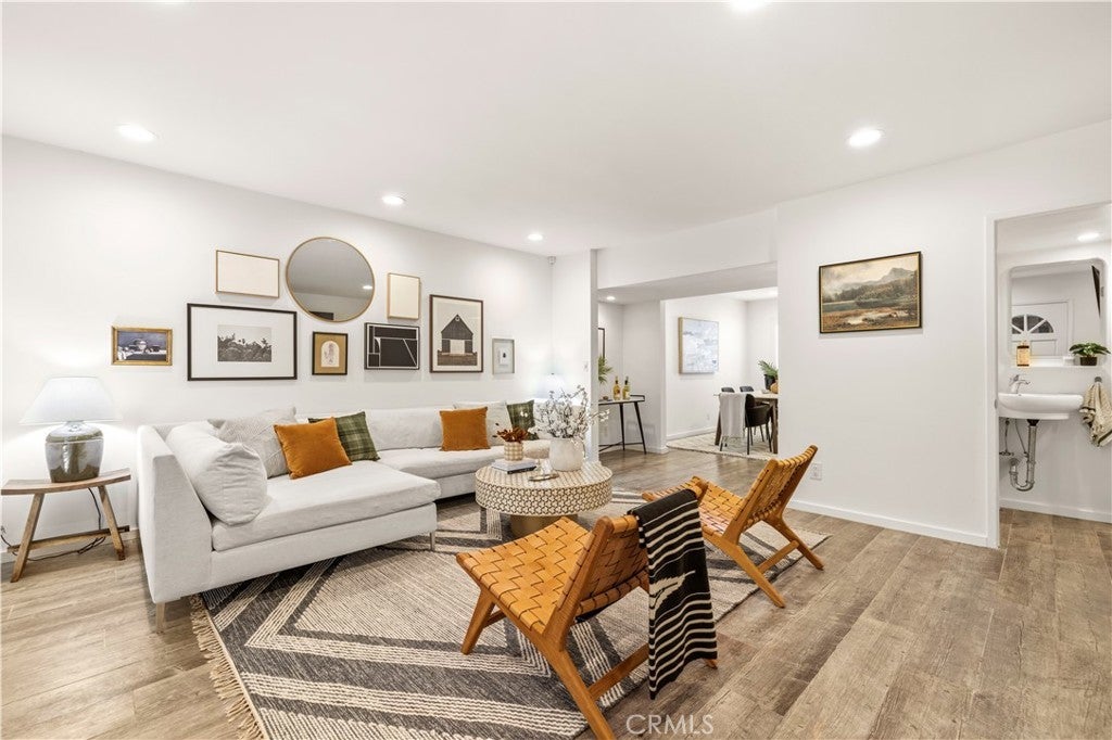 Photo of Listing #SR26076379