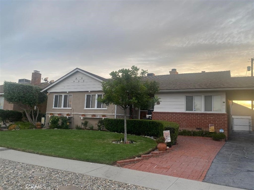 Photo of Listing #SR26077775