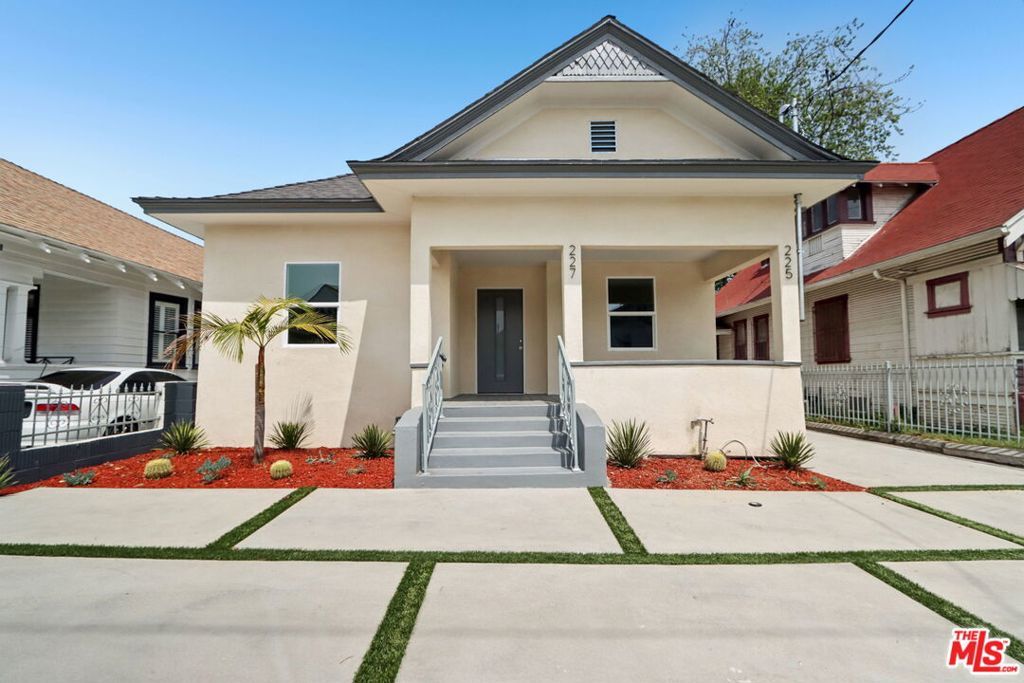 Photo of Listing #26704233