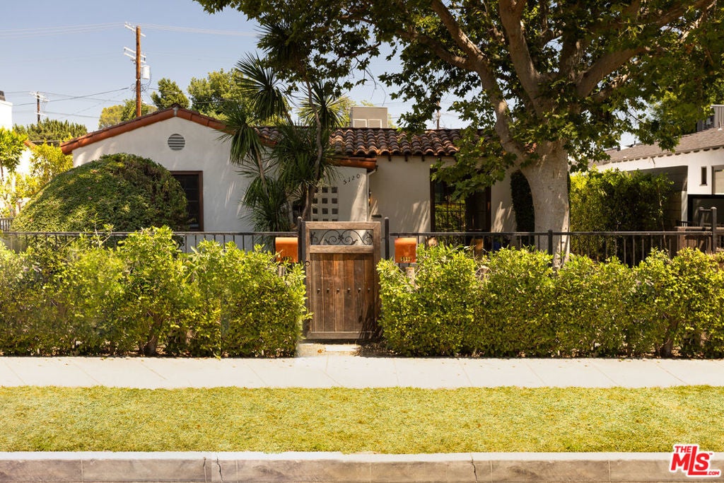 Photo of Listing #26681411