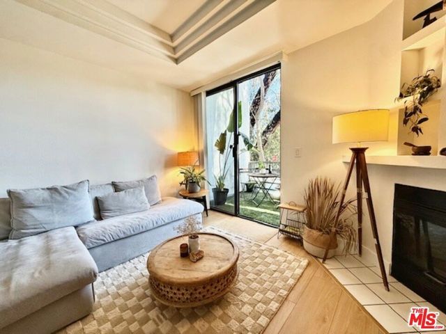 2500 Abbot Kinney Boulevard # 6, Venice