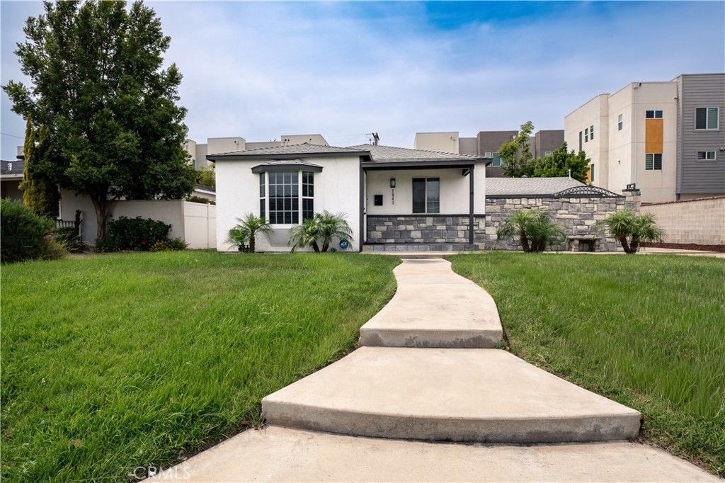 7041 Indiana, Buena Park