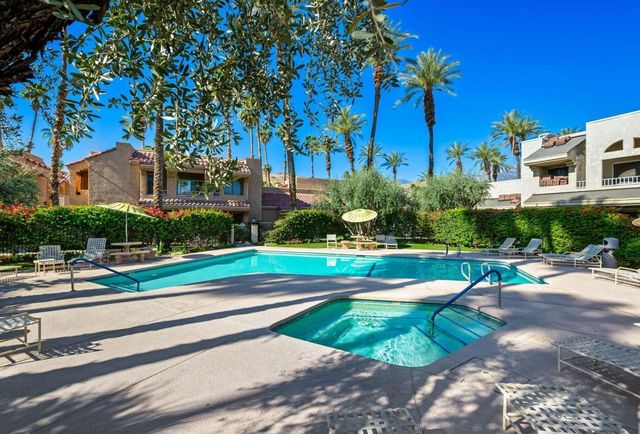 2700 Lawrence Crossley Road # 22, Palm Springs