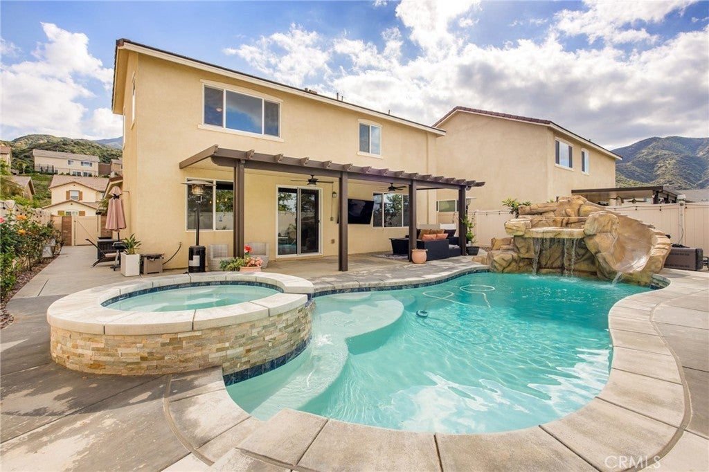 Photo of Listing #IG26074322