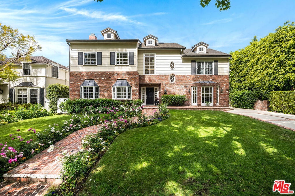 Photo of Listing #26673357