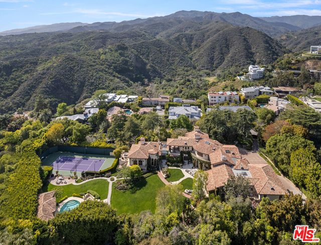 1550 Amalfi Drive, Pacific Palisades