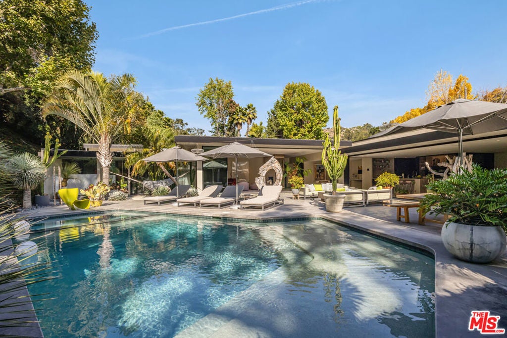 Photo of Listing #26708277