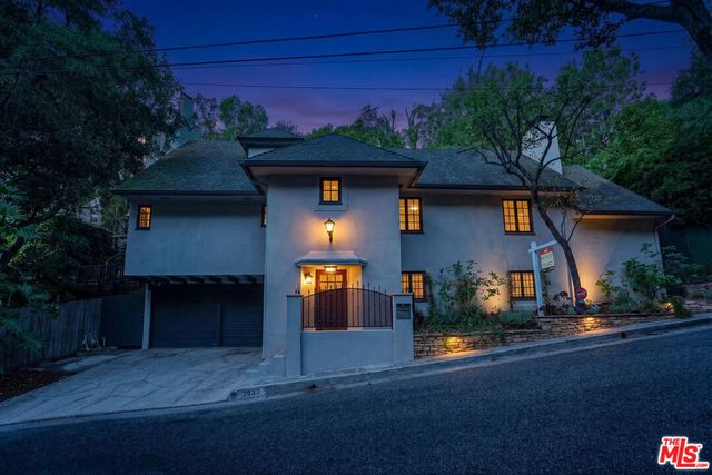 2933 Ledgewood Drive, Los Angeles