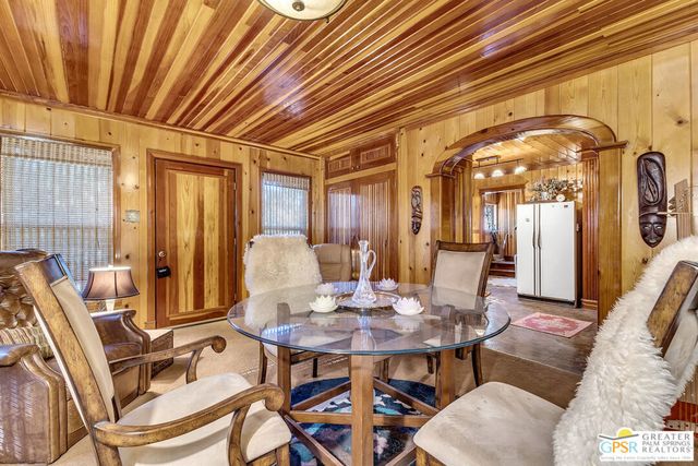 54865 Strong Drive, Idyllwild