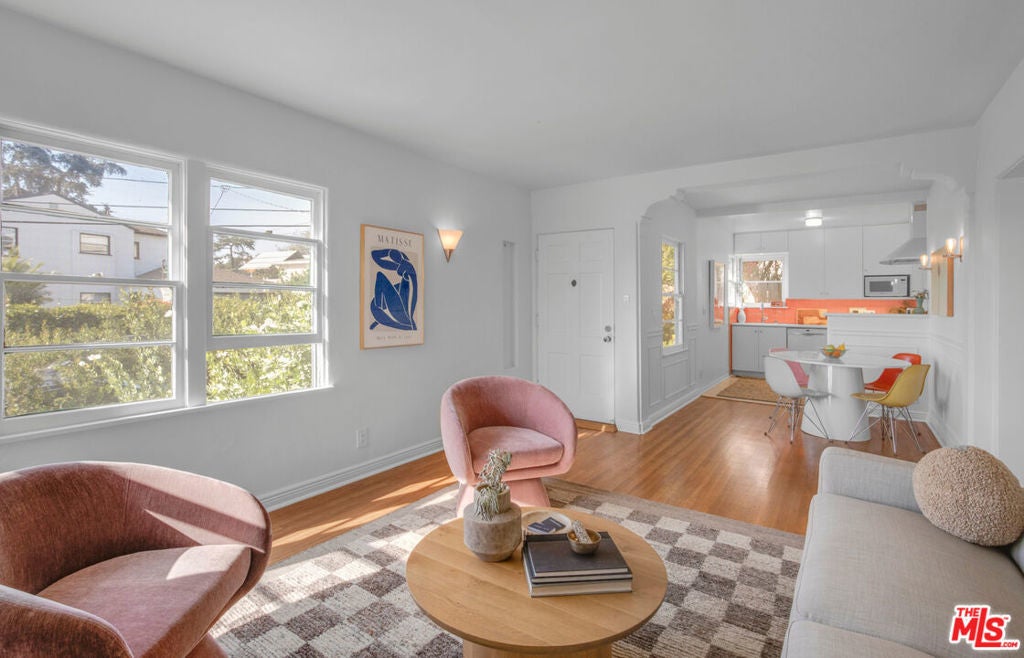 Photo of Listing #26709435