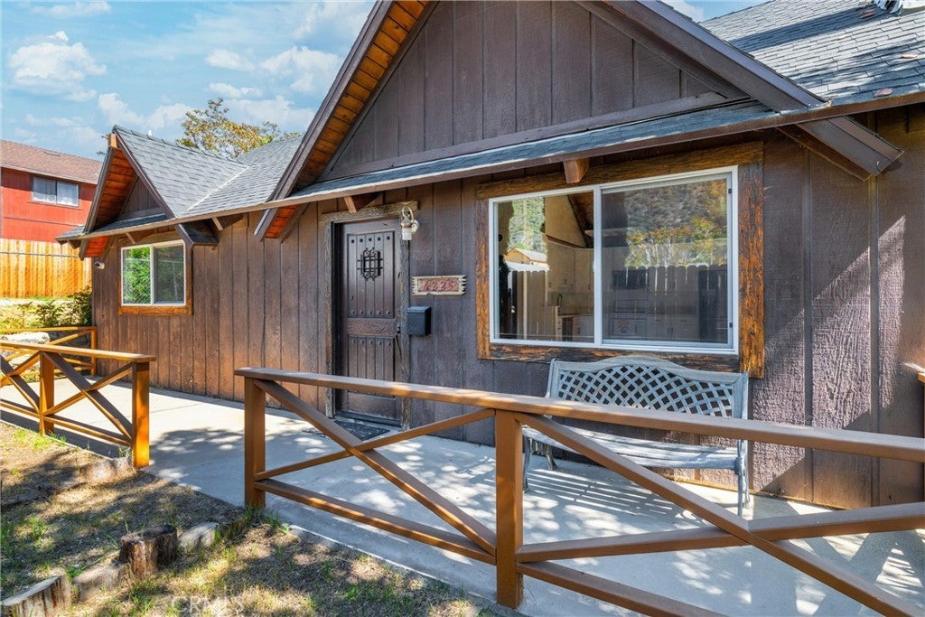 Photo of Listing #SR26079252