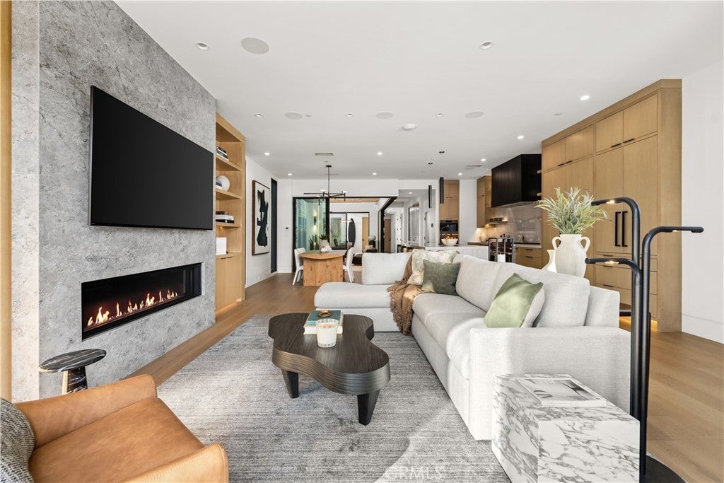 Photo of Listing #LG26079147