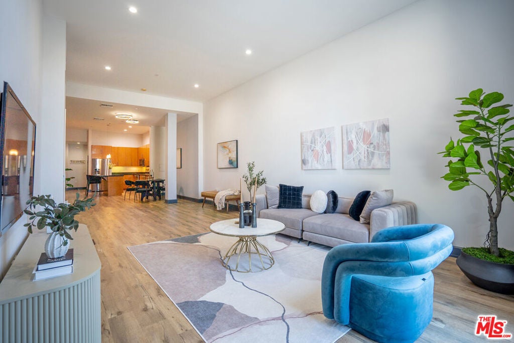 Photo of Listing #26712469