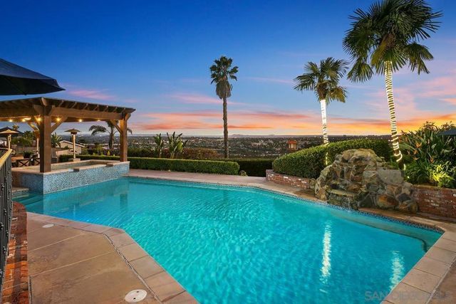 6525 Crystalaire, San Diego