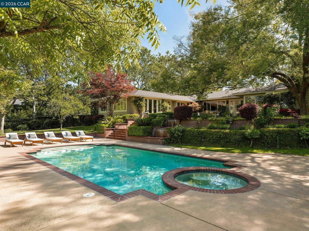 Photo of Listing #41130770