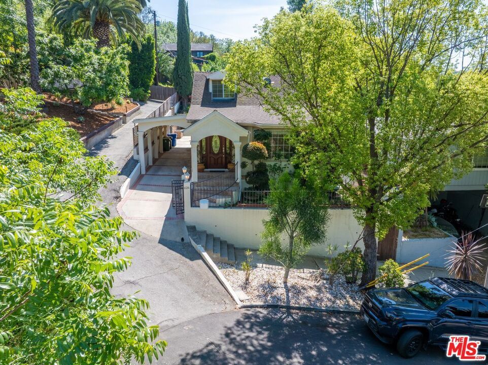 Photo of Listing #26687585