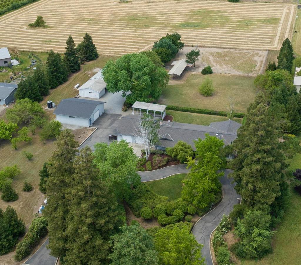 Photo of Listing #ML82042796