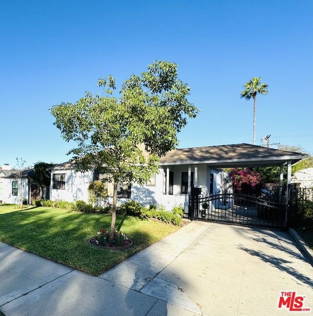 3506 S Redondo Boulevard, Los Angeles
