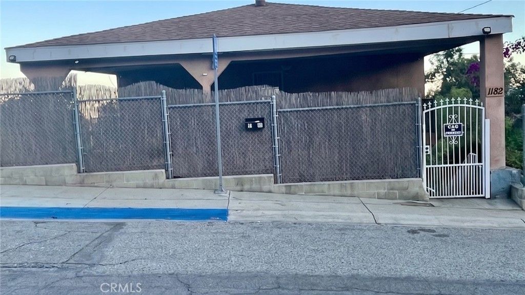 1182 N Bonnie Beach, Los Angeles