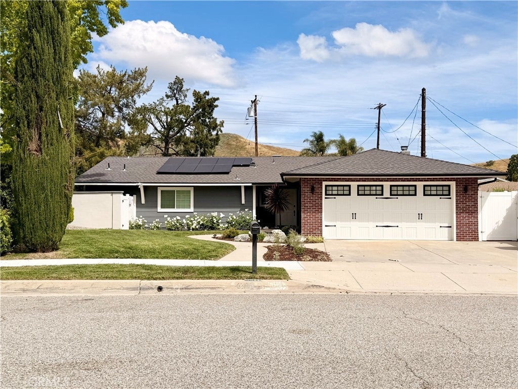 Photo of Listing #SR26077625